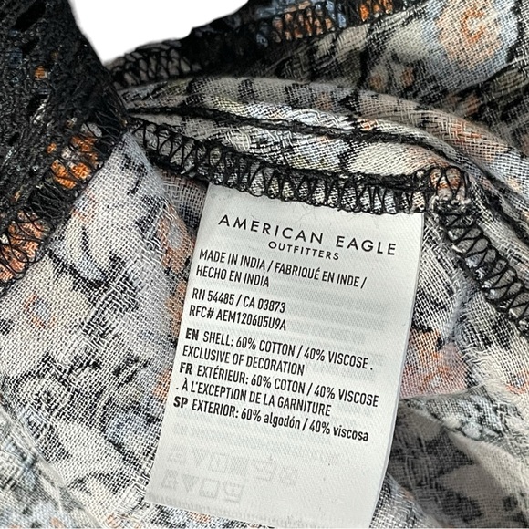 ⭐️ 5/$25 American Eagle size small floral peasant blouse NWT - Picture 5 of 5